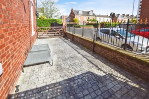 Photo 11- click for photo gallery